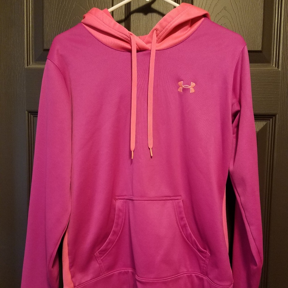 Under Armour sweatshirt